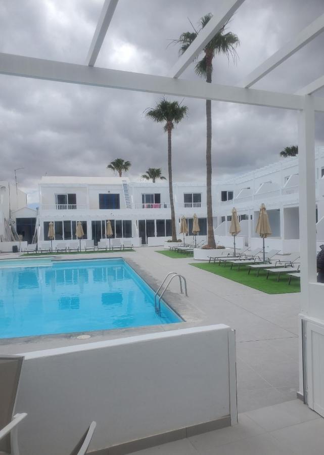 Atlantic View 1B 2 Bedrooms Ground Floor, Complex Featured On A Place In The Sun Puerto del Carmen  Exterior photo